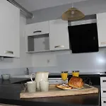 Appartement L\'Esprit De Lourdes, Proche Sanctuaire Et Gare, Vue Sur Le Chateau